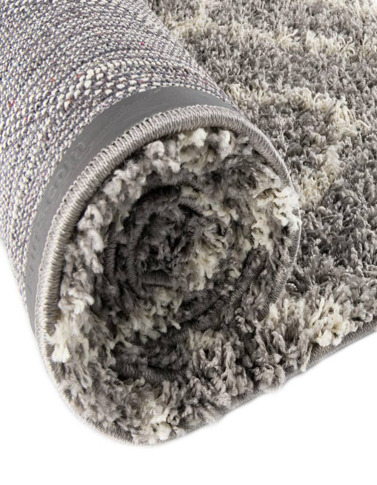 Detail image of 10' x 10' Lattice Shag Square Rug