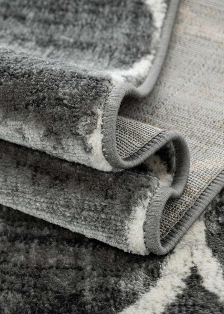 7' 10 x 7' 10 Lattice Trellis Square Rug