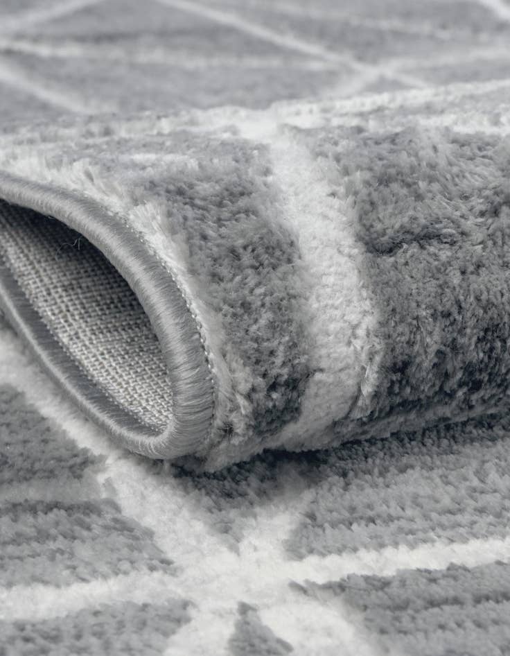 Detail image of 7' x 7' Lattice Trellis Square Rug