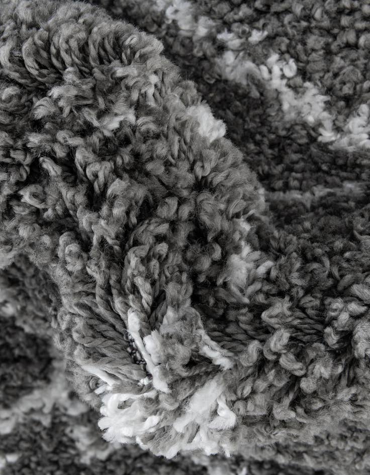 Detail image of 8' x 8' Marrakesh Shag Square Rug