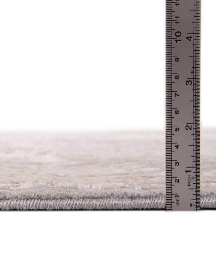 Detail image of 6' 7 x 6' 7 Modern Classical Square Rug