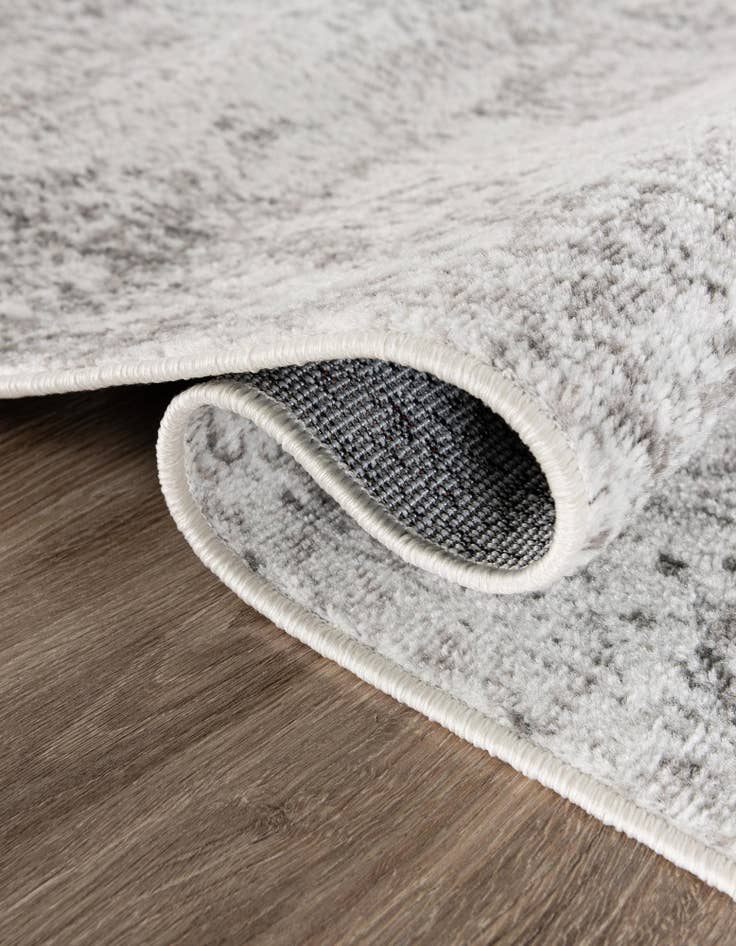 Detail image of 7' 10 x 7' 10 Monte Carlo Square Rug
