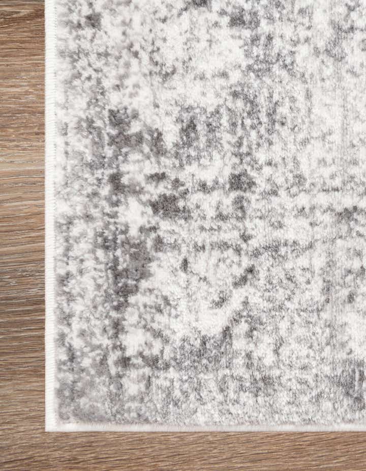 7' 10 x 7' 10 Monte Carlo Square Rug