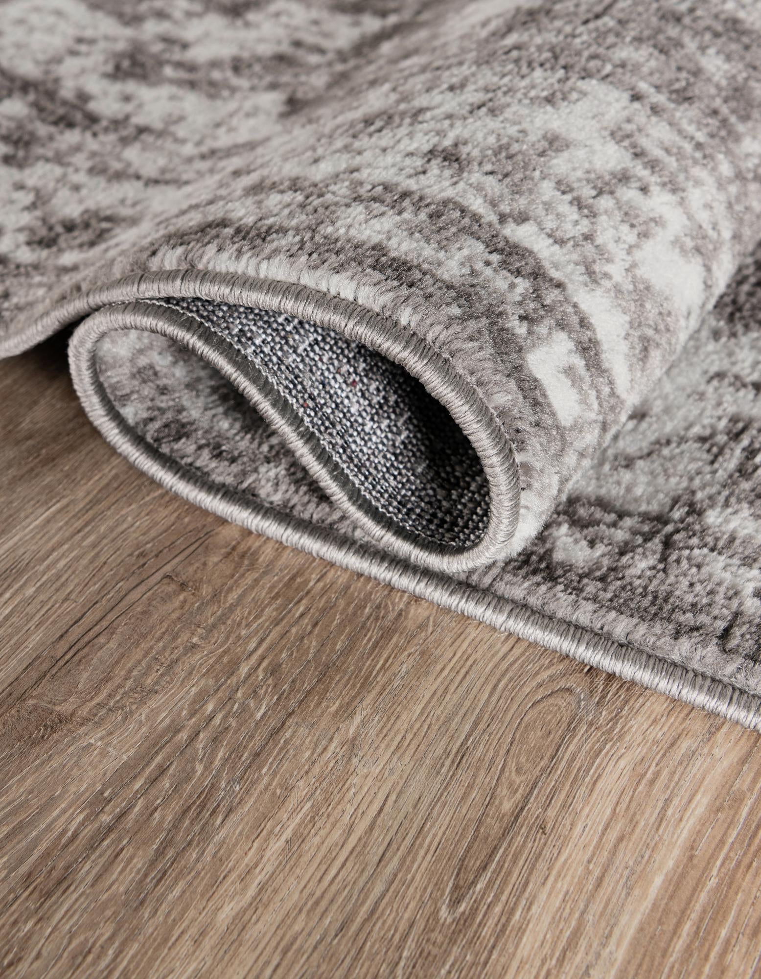 5' 3 x 5' 3 Monte Carlo Square Rug