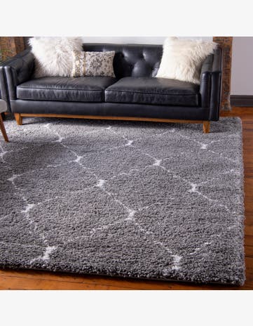 7' 10 x 7' 10 Moroccan Shag Square Rug