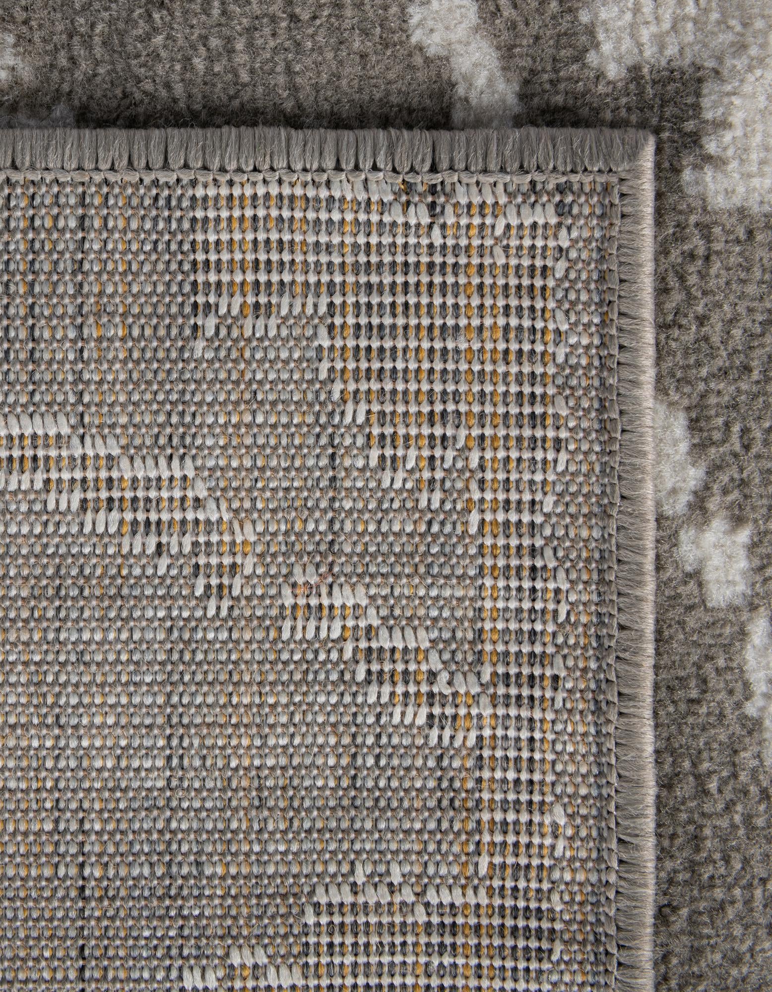 7' 10 x 7' 10 Oslo Square Rug