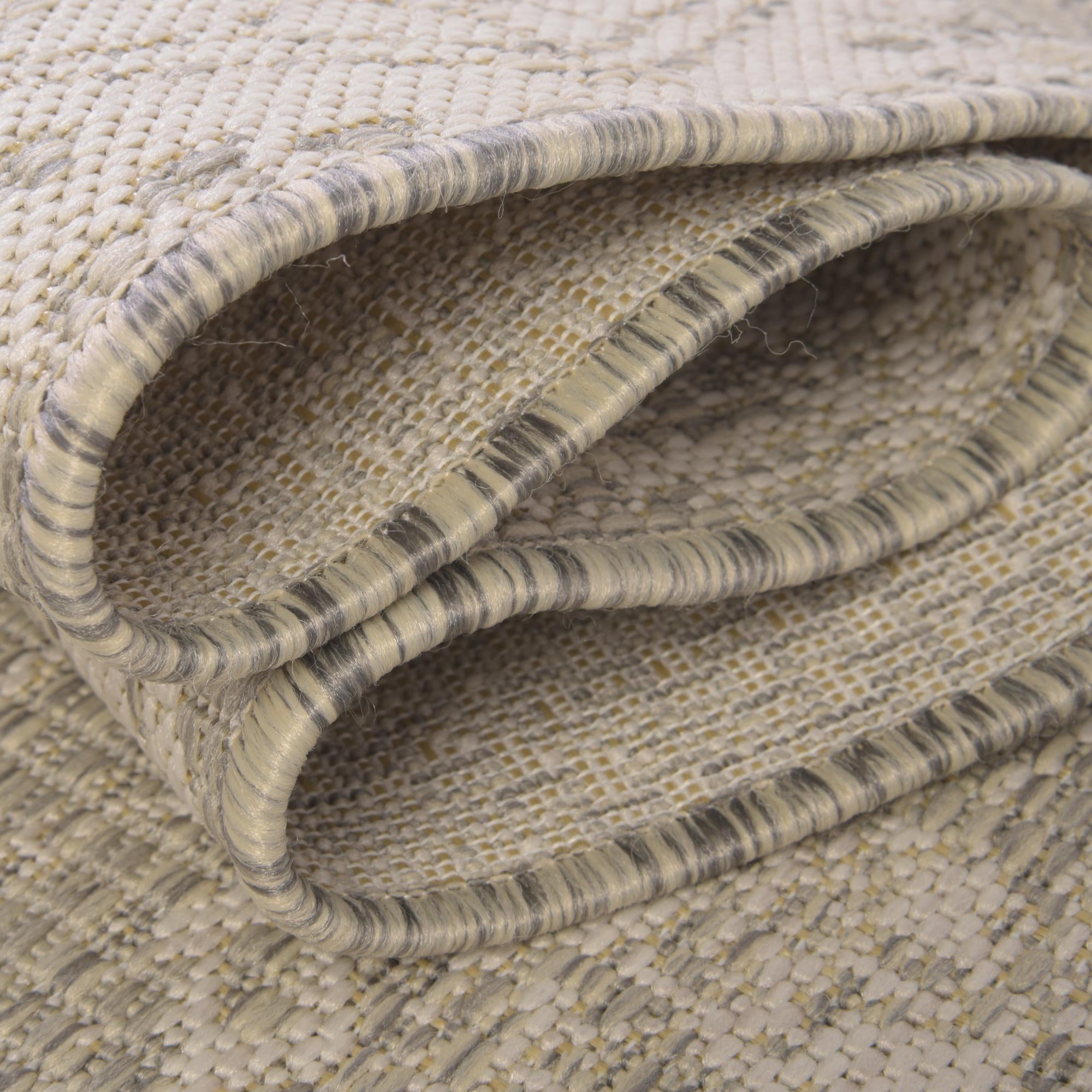 7' x 7' Easy-Clean Bohemian Indoor / Outdoor Square Rug