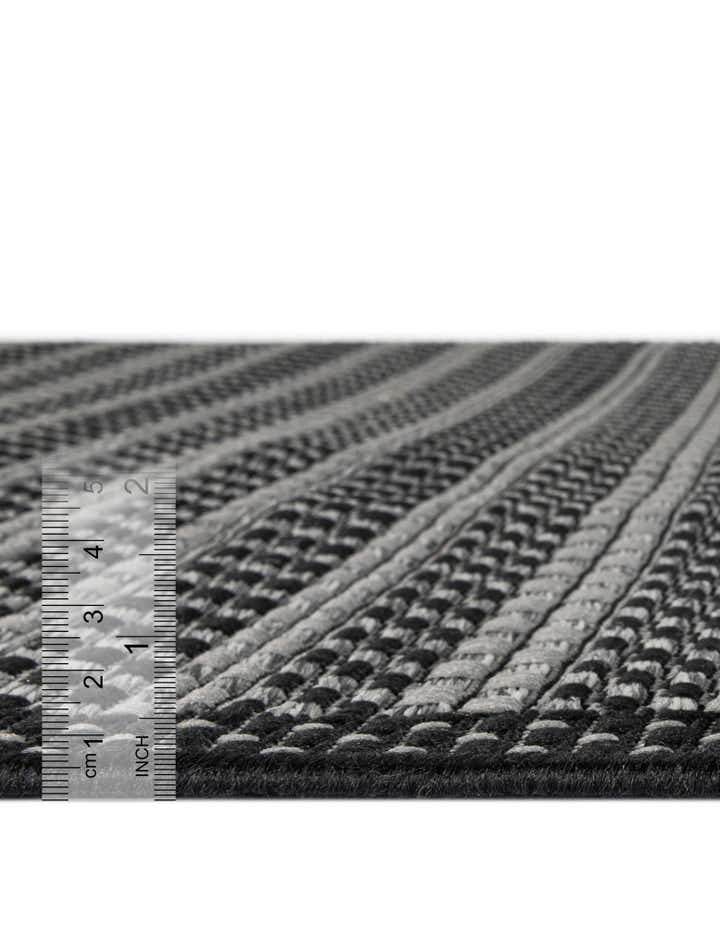 6' x 6' Easy-Clean Border Indoor / Outdoor Square Rug