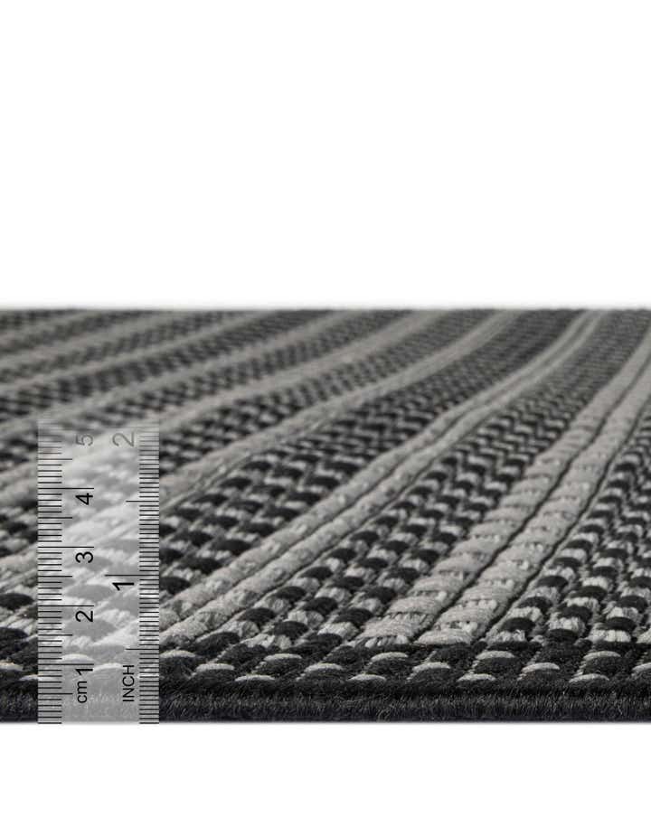 6' x 6' Easy-Clean Border Indoor / Outdoor Square Rug