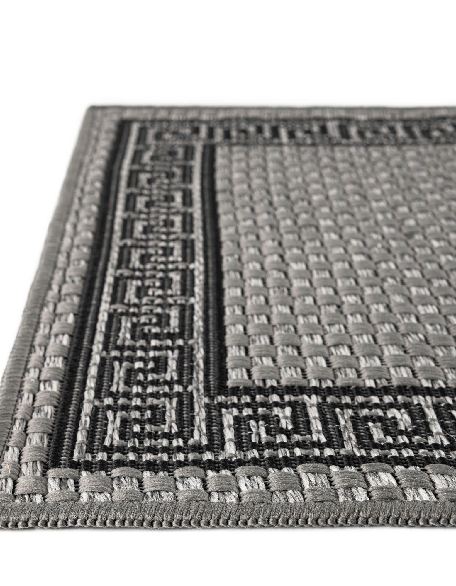 6' x 6' Easy-Clean Border Indoor / Outdoor Square Rug