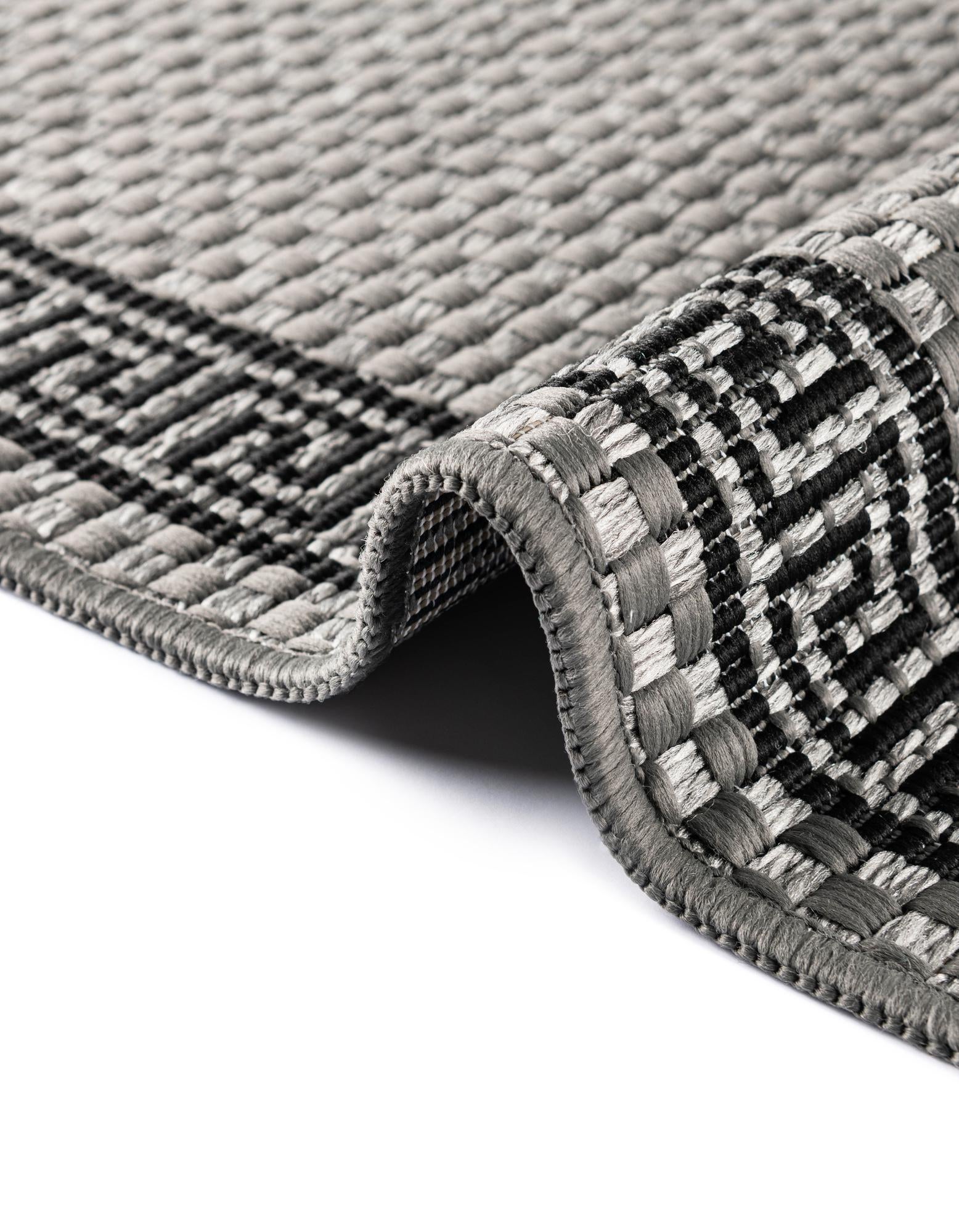 6' x 6' Easy-Clean Border Indoor / Outdoor Square Rug