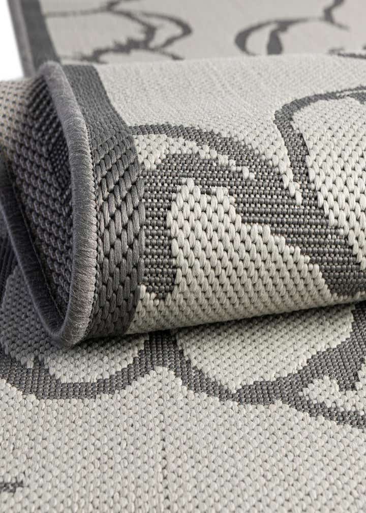 6' x 6' Easy-Clean Botanical Indoor / Outdoor Square Rug