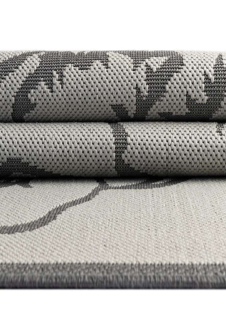 6' x 6' Easy-Clean Botanical Indoor / Outdoor Square Rug