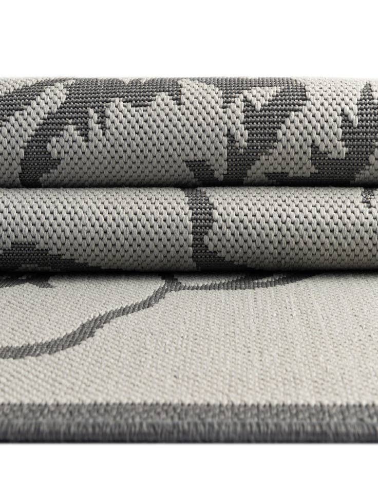 Detail image of 6' x 6' Easy-Clean Botanical Indoor / Outdoor Square Rug