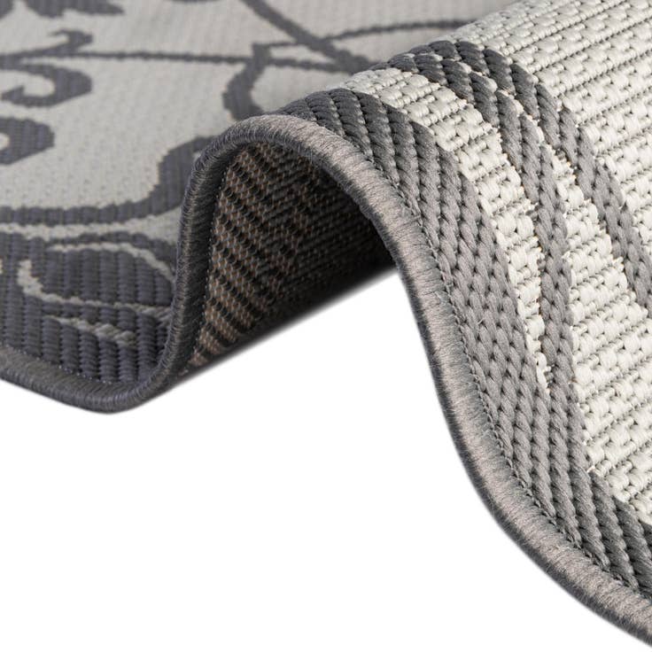 Detail image of 6' x 6' Easy-Clean Botanical Indoor / Outdoor Square Rug
