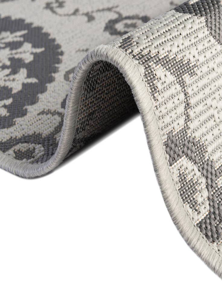 Detail image of 6' x 6' Easy-Clean Botanical Indoor / Outdoor Square Rug