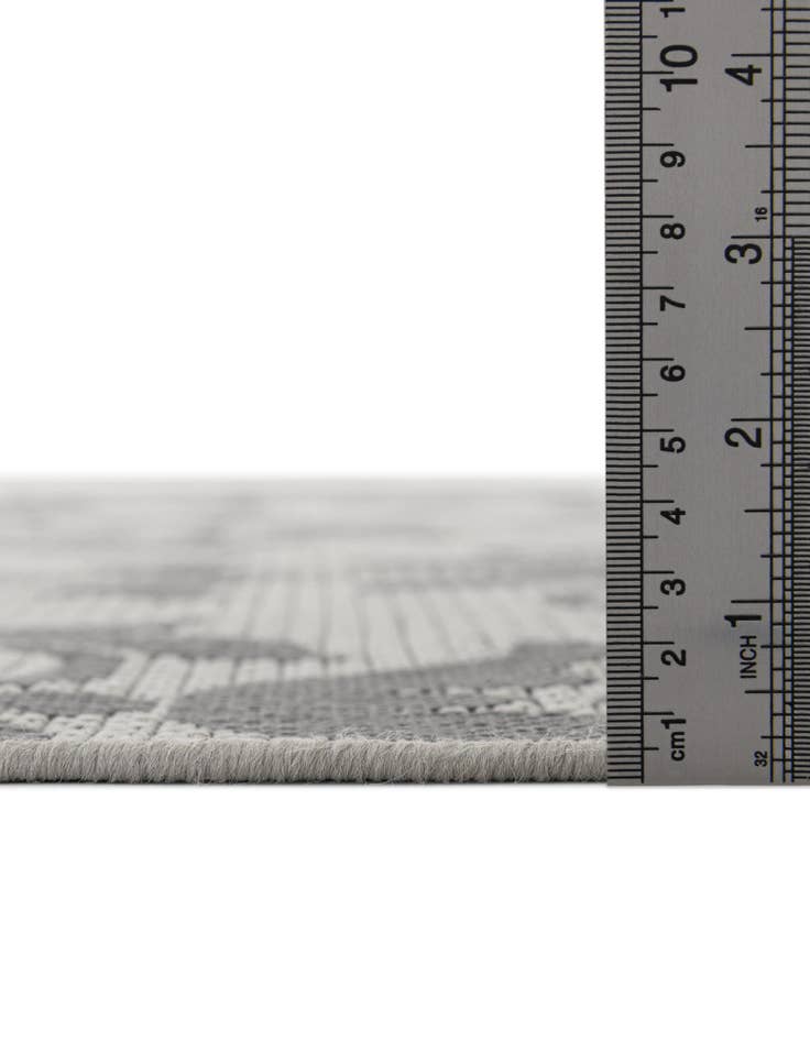 Detail image of 6' x 6'  Washable Botanical Indoor / Outdoor Square Rug