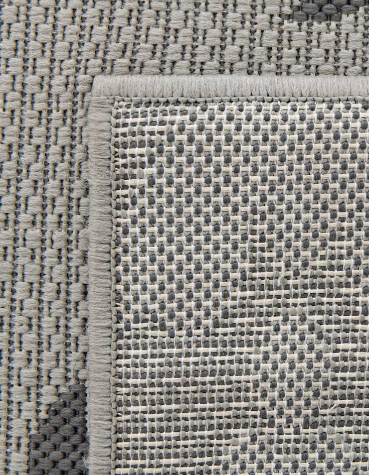 Detail image of 6' x 6'  Washable Botanical Indoor / Outdoor Square Rug