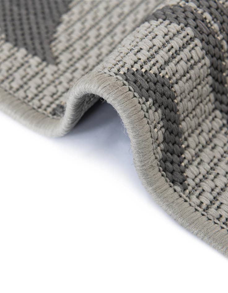 Detail image of 6' x 6'  Washable Botanical Indoor / Outdoor Square Rug