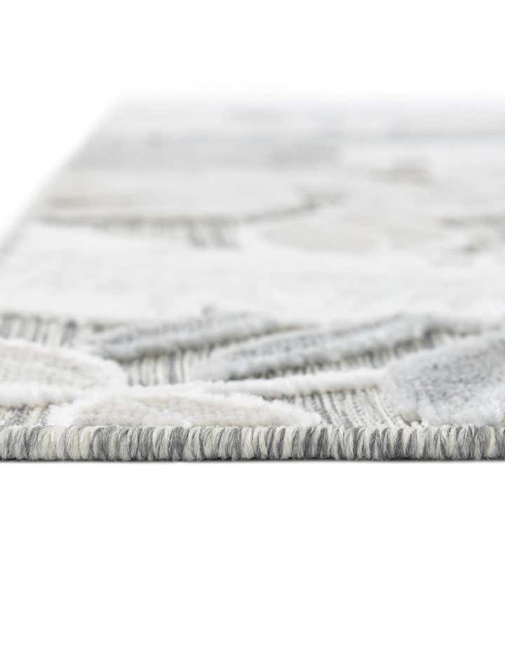 8' 2 x 8' 2 Easy-Clean Botanical Indoor / Outdoor Square Rug