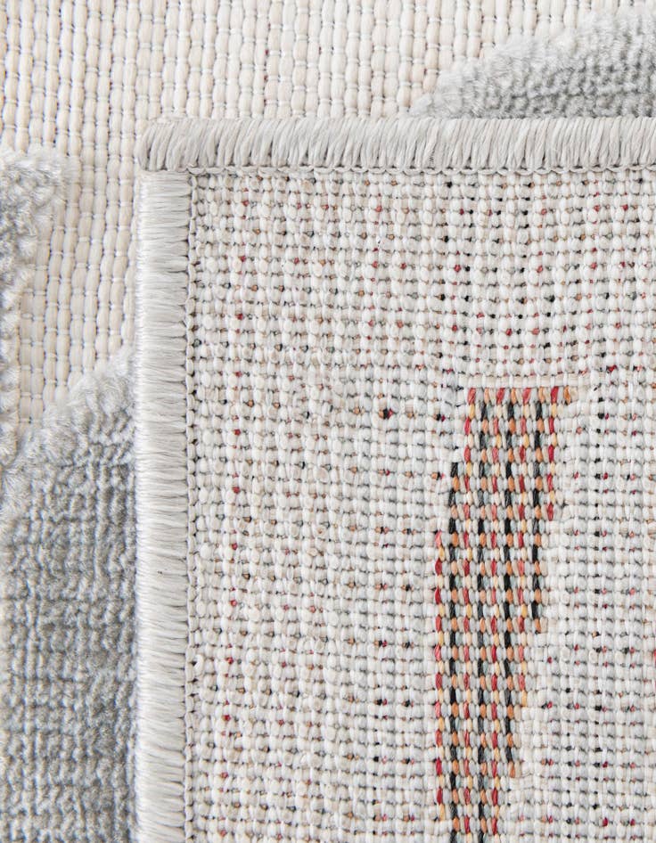 Detail image of 8' 2 x 8' 2 Easy-Clean Botanical Indoor / Outdoor Square Rug