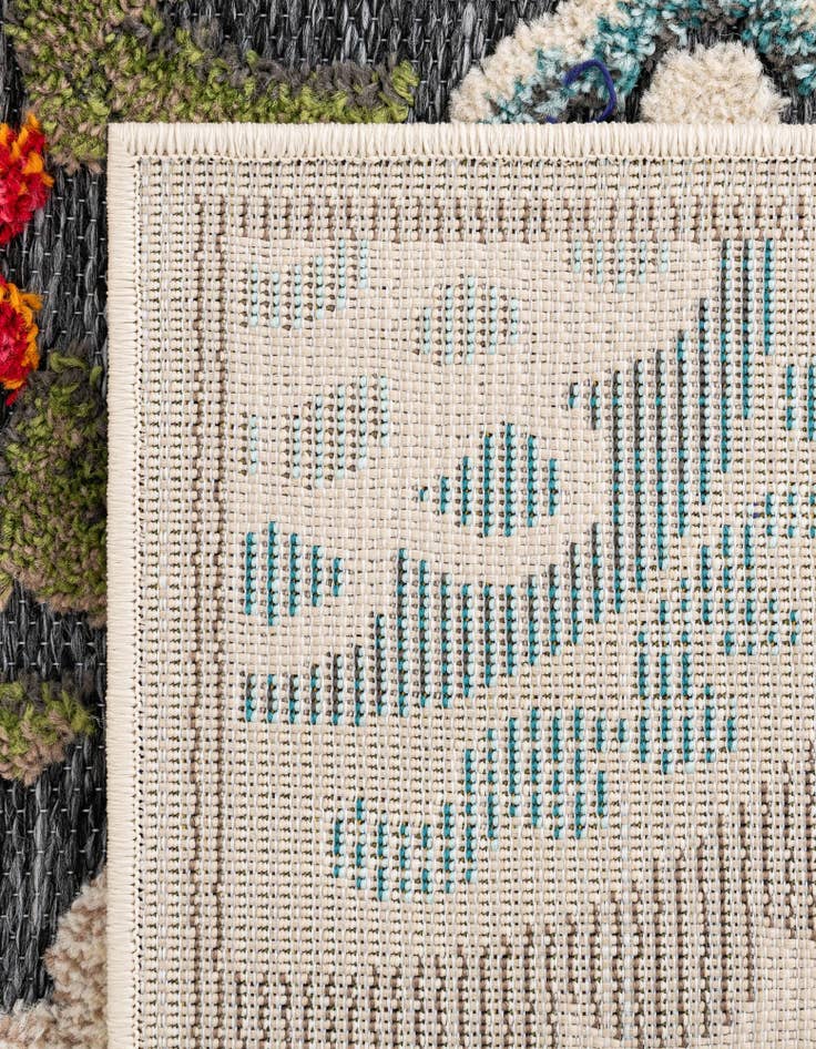 Detail image of 10' x 10' Easy-Clean Casablanca Indoor / Outdoor Square Rug