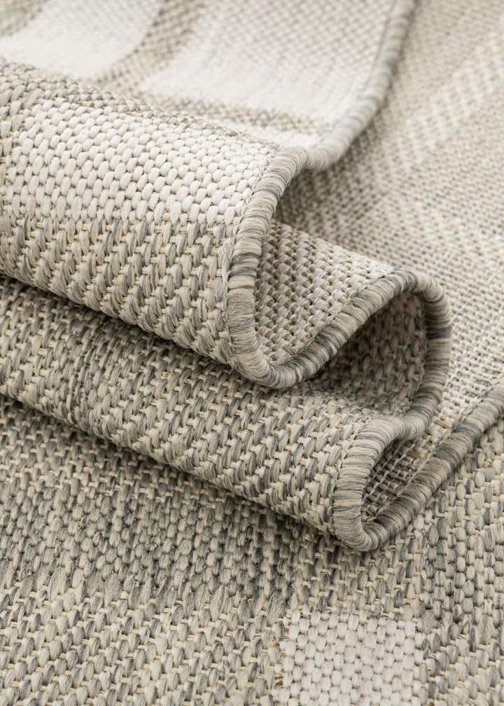 10' x 10' Easy-Clean Checkered Indoor / Outdoor Square Rug