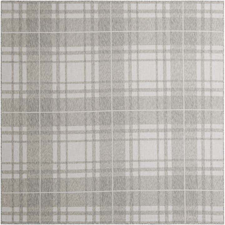 7' 10 x 7' 10 Easy-Clean Checkered Indoor / Outdoor Square Rug