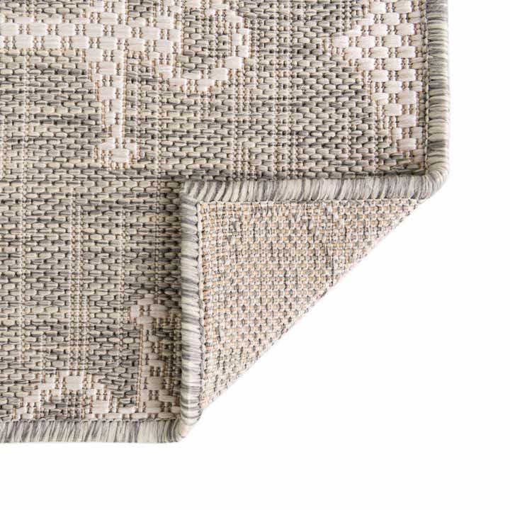 7' 10 x 7' 10 Easy-Clean Coastal Indoor / Outdoor Square Rug