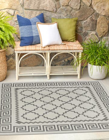 Gray Easy-Clean Lattice Indoor / Outdoor Square Rug