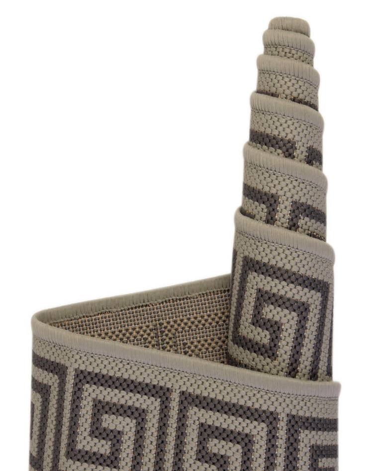 Detail image of 6' x 6' Washable Lattice Indoor / Outdoor Square Rug