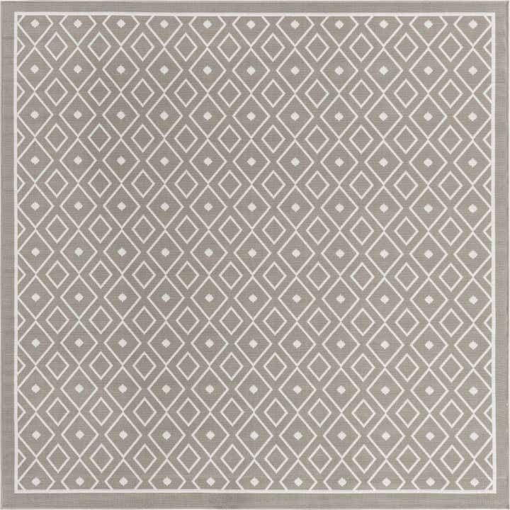 7' 10 x 7' 10 Easy-Clean Lattice Indoor / Outdoor Square Rug
