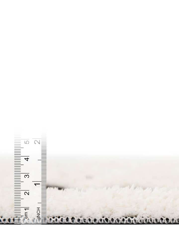 7' 10 x 7' 10 Prismatic Square Rug
