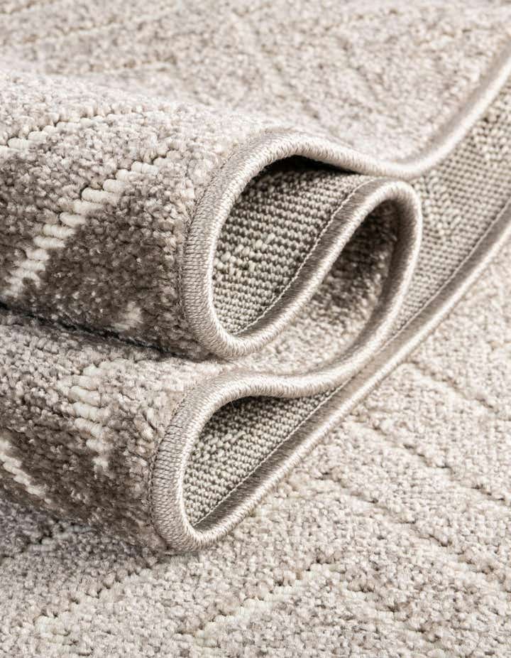 7' 10 x 7' 10 Easy-Clean Sabrina Soto Indoor / Outdoor Square Rug