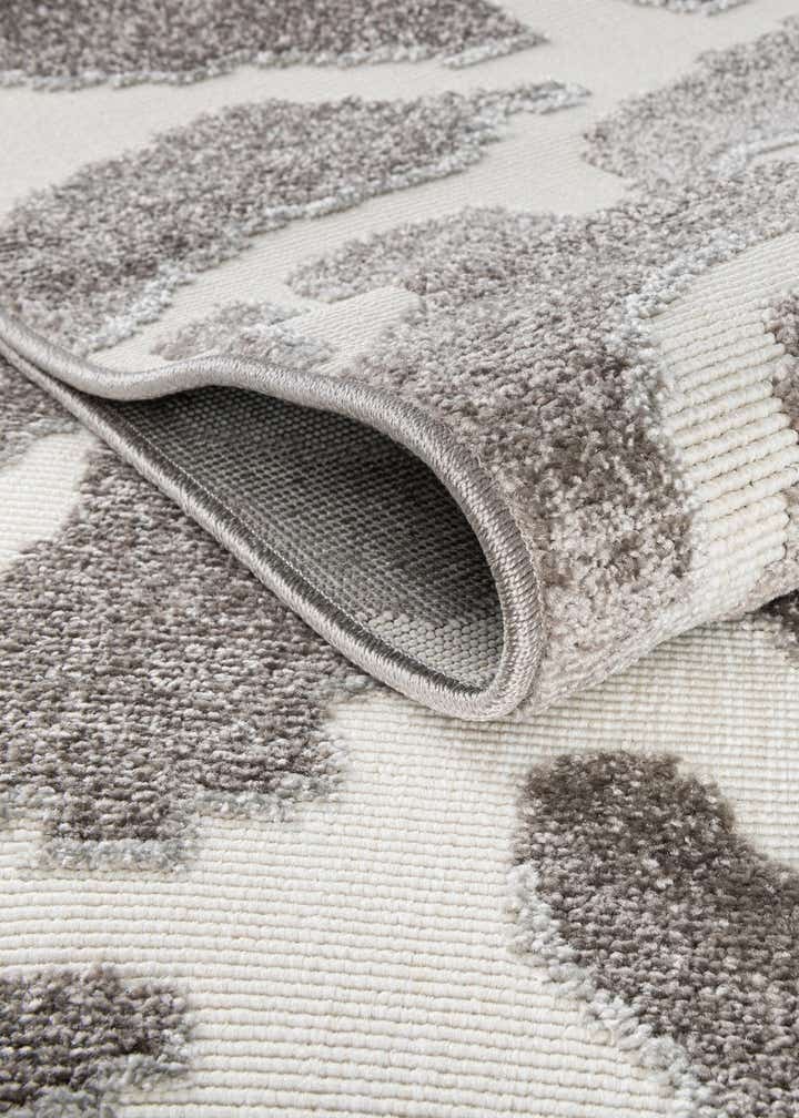 7' 10 x 7' 10 Easy-Clean Sabrina Soto Indoor / Outdoor Square Rug