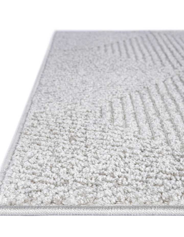 7' 10 x 7' 10 Easy-Clean Sabrina Soto Indoor / Outdoor Square Rug