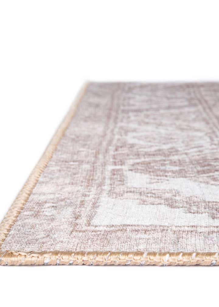 7' 6 x 7' 6 Washable Timeless Square Rug