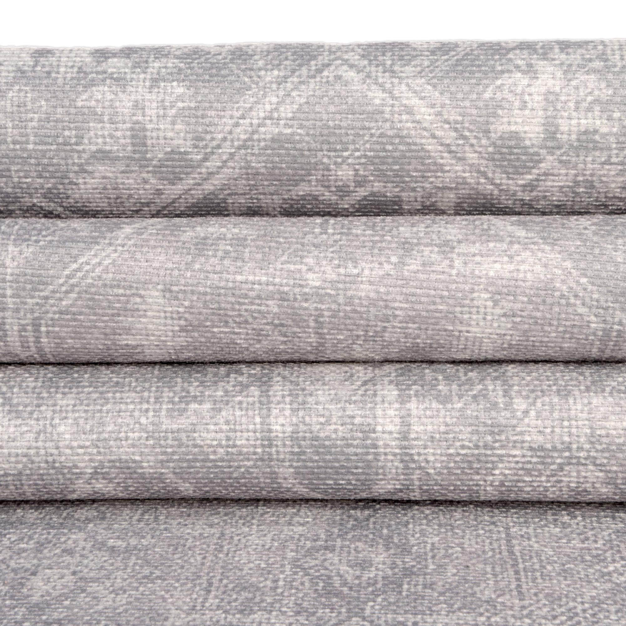 7' 6 x 7' 6 Washable Timeless Square Rug