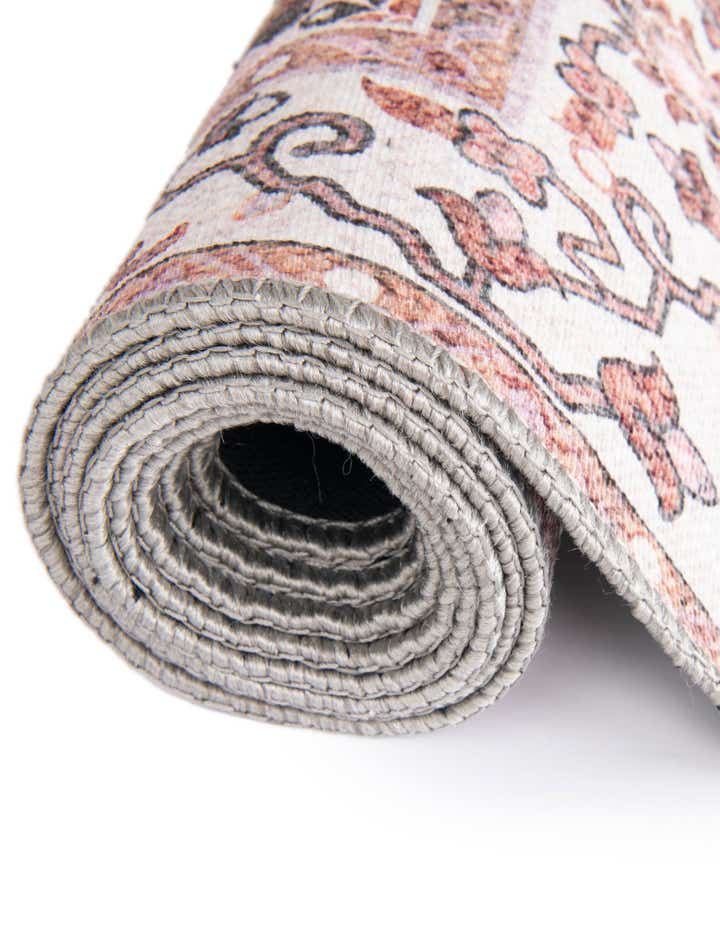 7' 10 x 7' 10 Washable Timeless Square Rug