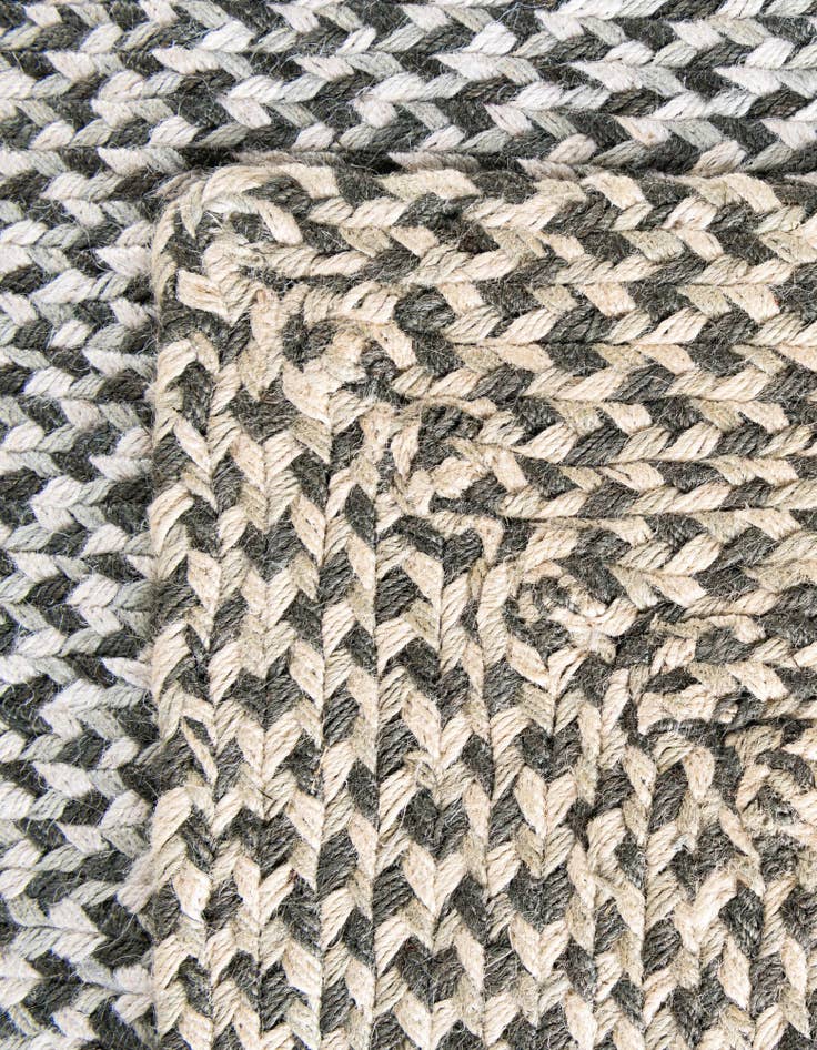 Detail image of 7' 10 x 7' 10  Hand Tweed Braided Jute Square Rug