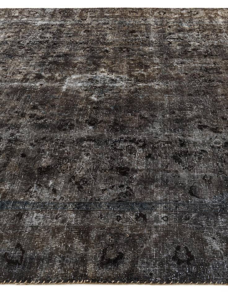 Detail image of 8' 2 x 8' 10  Hand Knotted Ultra Vintage Persian Wool Square Rug