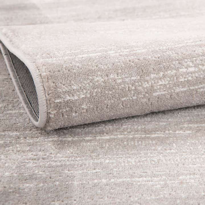 7' 10 x 7' 10 Uptown Madison Avenue Square Rug