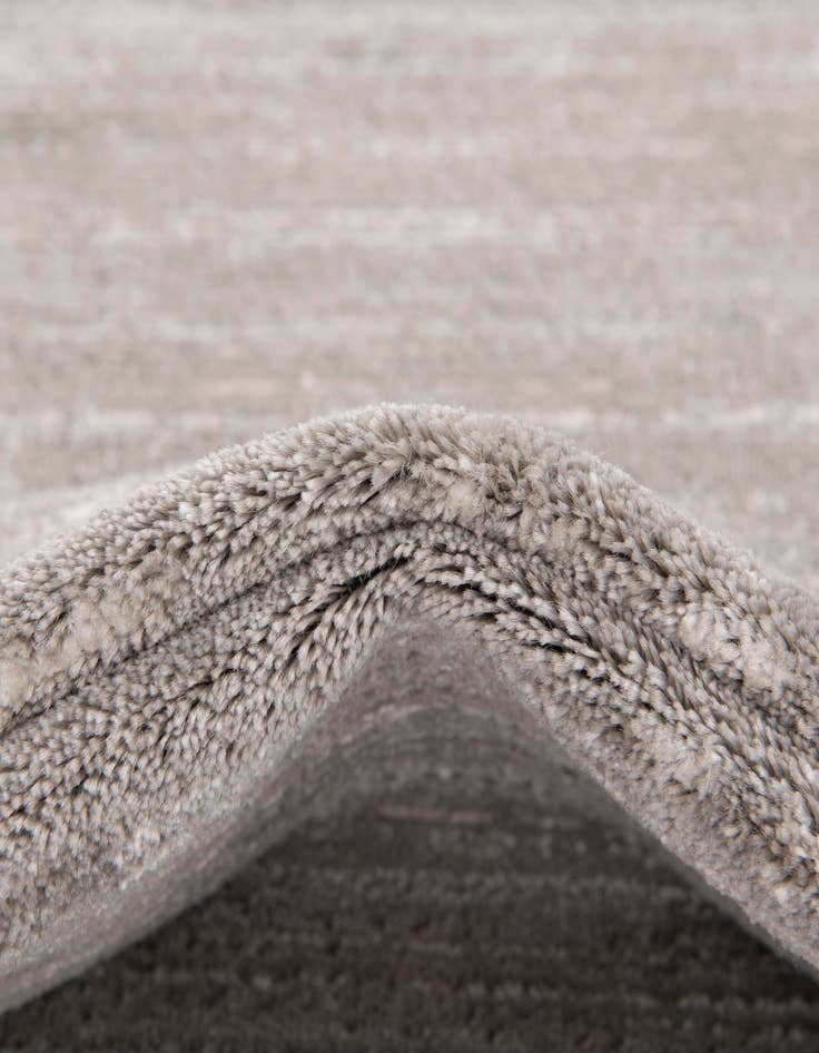 Detail image of Jill Zarin 7' 10 x 7' 10 Uptown Madison Avenue Square Rug