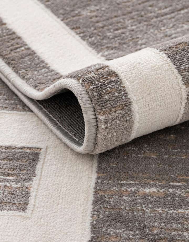 7' 10 x 7' 10 Uptown Lenox Hill Square Rug