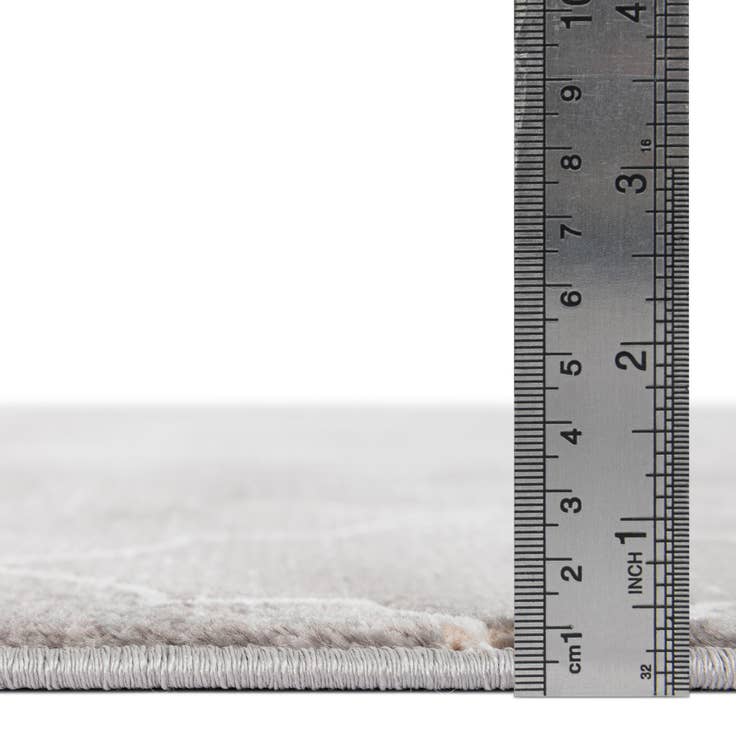 Detail image of 7' 10 x 7' 10 Uptown Lincoln Center Square Rug
