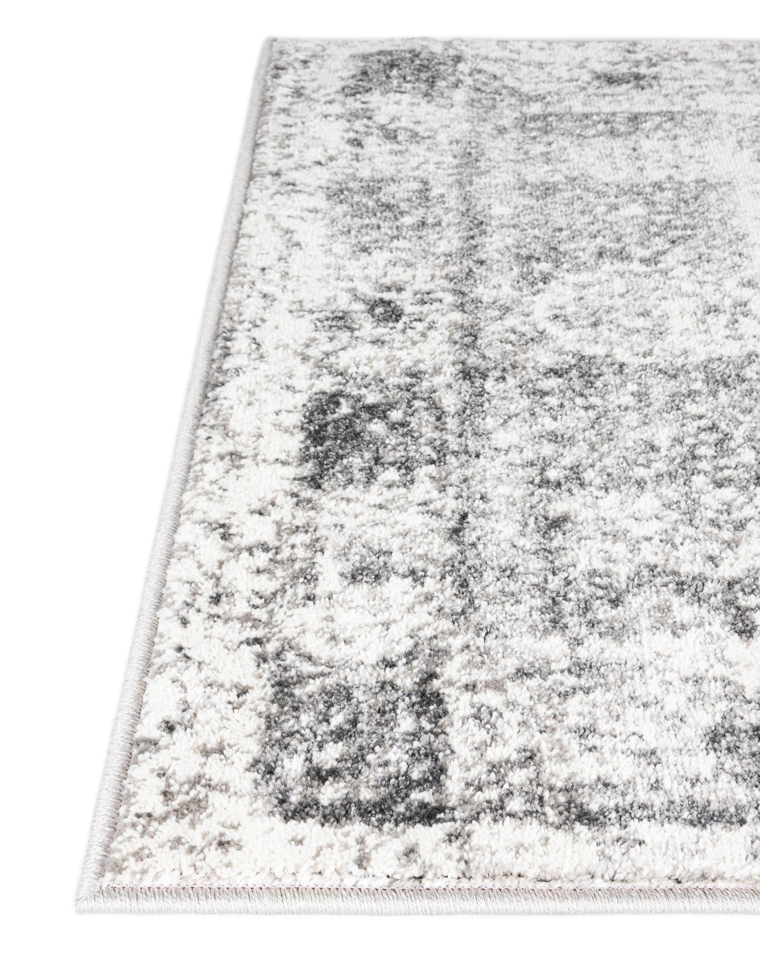 7' 10 x 7' 10 Venice Square Rug
