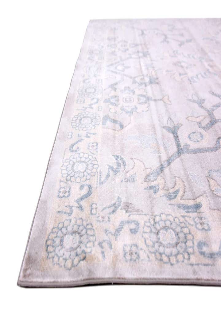 8' x 8' Victoria Square Rug