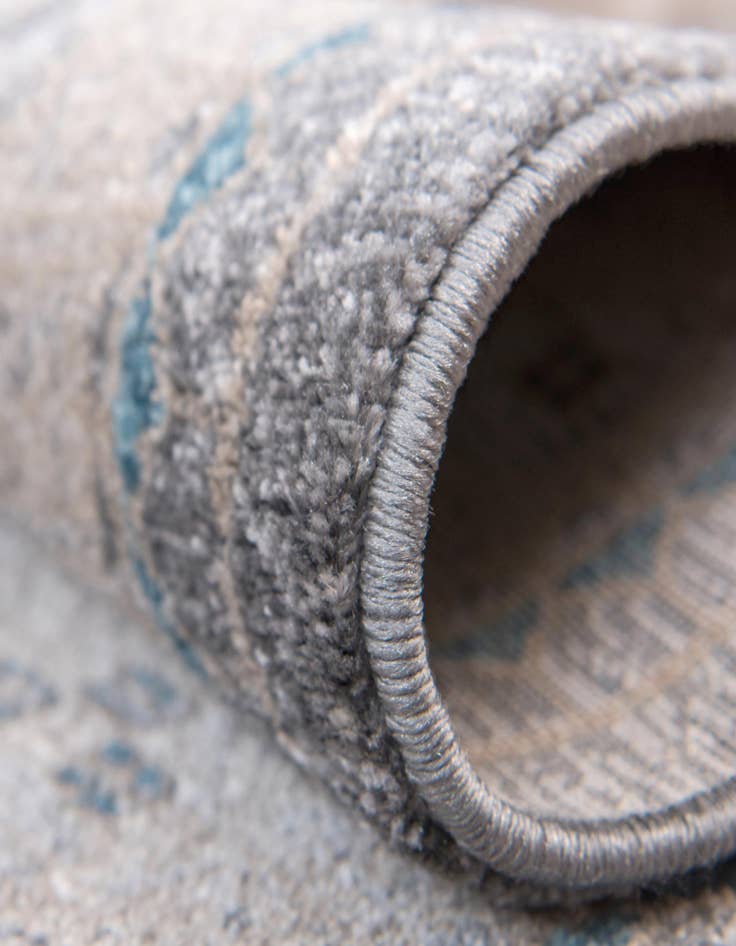 Detail image of 5' x 5' Viola Square Rug