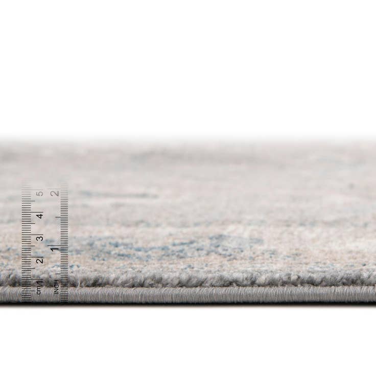 Detail image of 4' x 4' Viola Square Rug