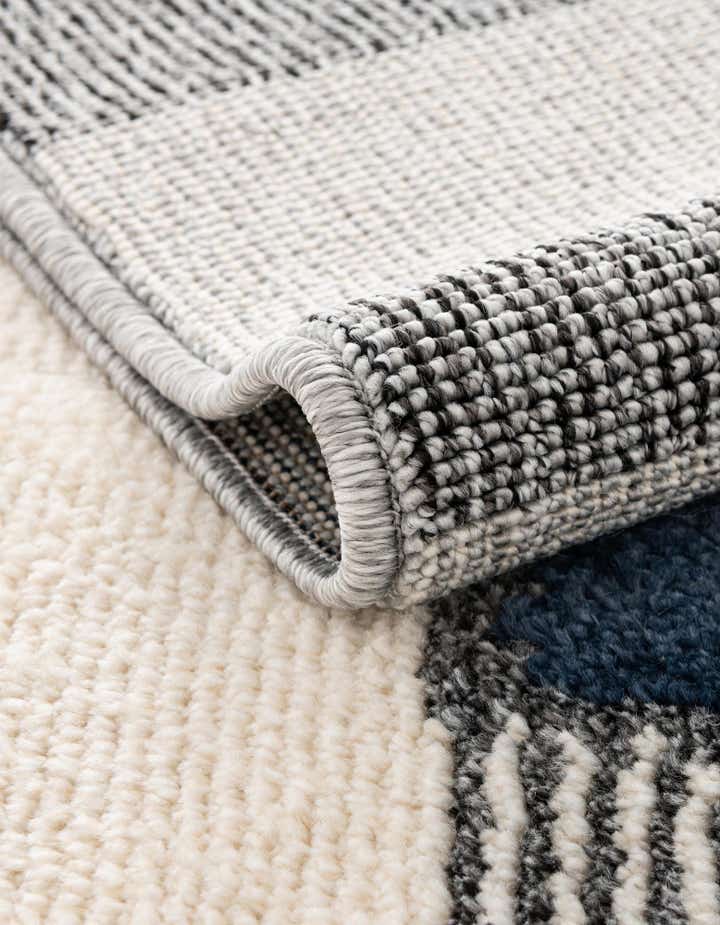 7' 10 x 7' 10 Whimsy Kids Square Rug